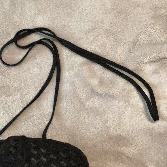 Robinson’s ribbon and lace purse - Picture 2 of 7